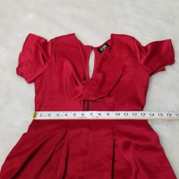 Parallel Lines (Asos) Twist Front Cutout Red Romper Short Sleeve Small - Picture 8 of 14